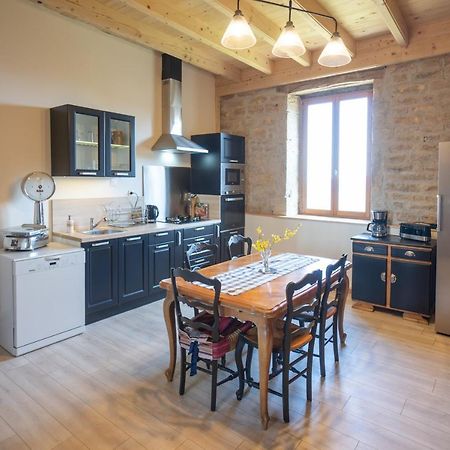 Presilly  Appartement De Charme Dans Une Maison Isolee מראה חיצוני תמונה