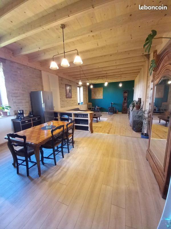 Presilly  Appartement De Charme Dans Une Maison Isolee מראה חיצוני תמונה