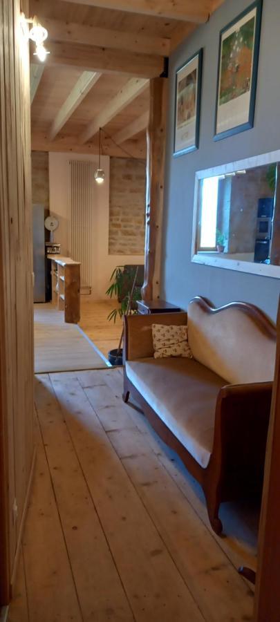 Presilly  Appartement De Charme Dans Une Maison Isolee מראה חיצוני תמונה